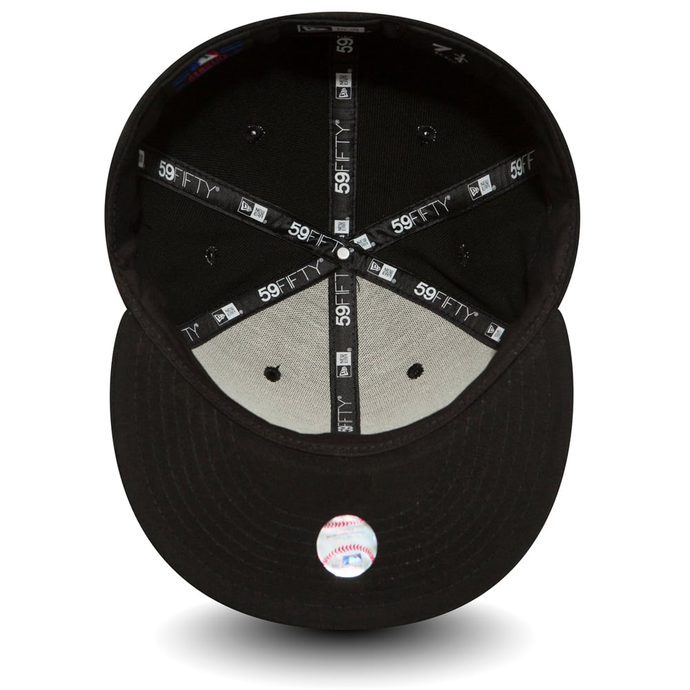 New Era Black on Black 59Fifty NY Yankees black - Shop-Tetuan