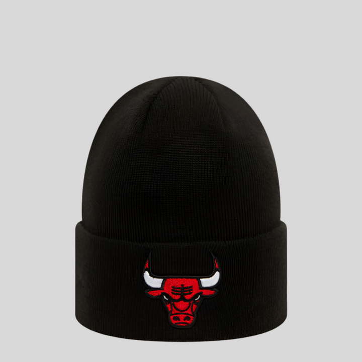 New Era Essential Cuff Knit C Bulls black