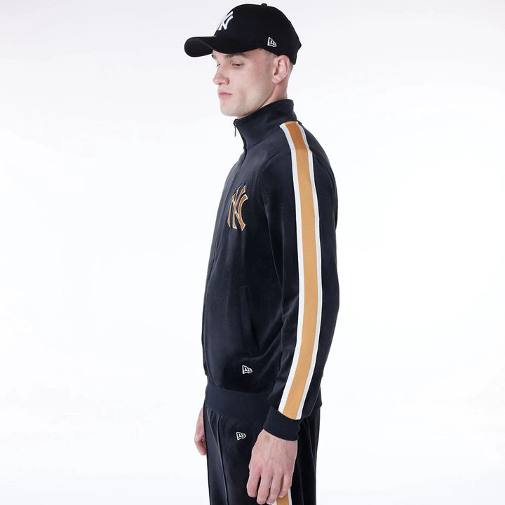 New Era MLB Velour Track Jacket NY Yankees black