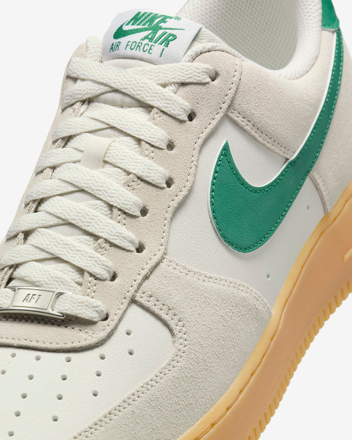 Nike Air Force 1 '07 LV8 Phantom/Malachite-Gum Yellow