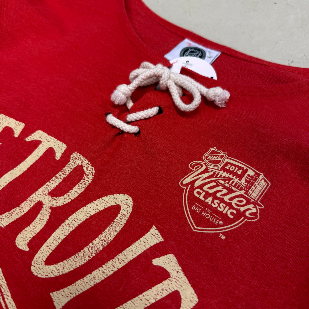 Vintage NHL Detroit Red Wings 2014 Winter Classic Crewneck red L