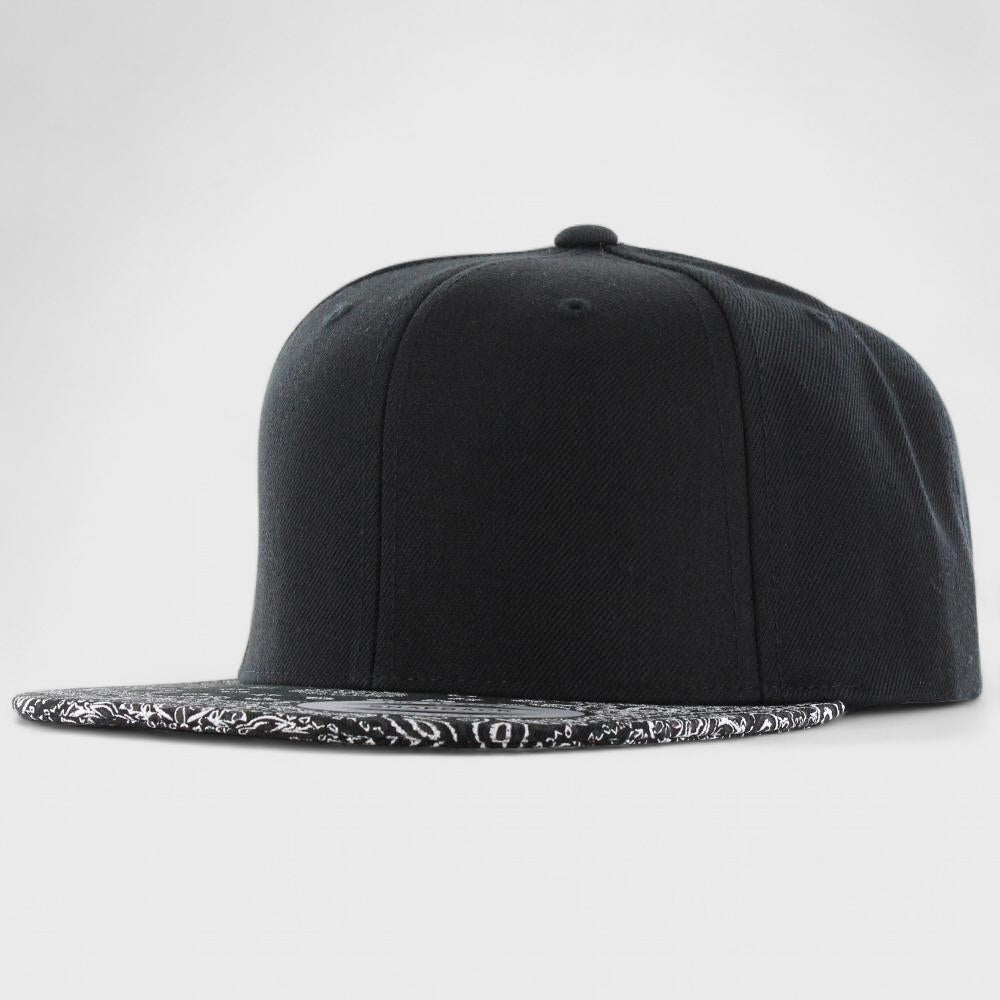 The Classics Yupoong Bandana snapback cap blk/paisley