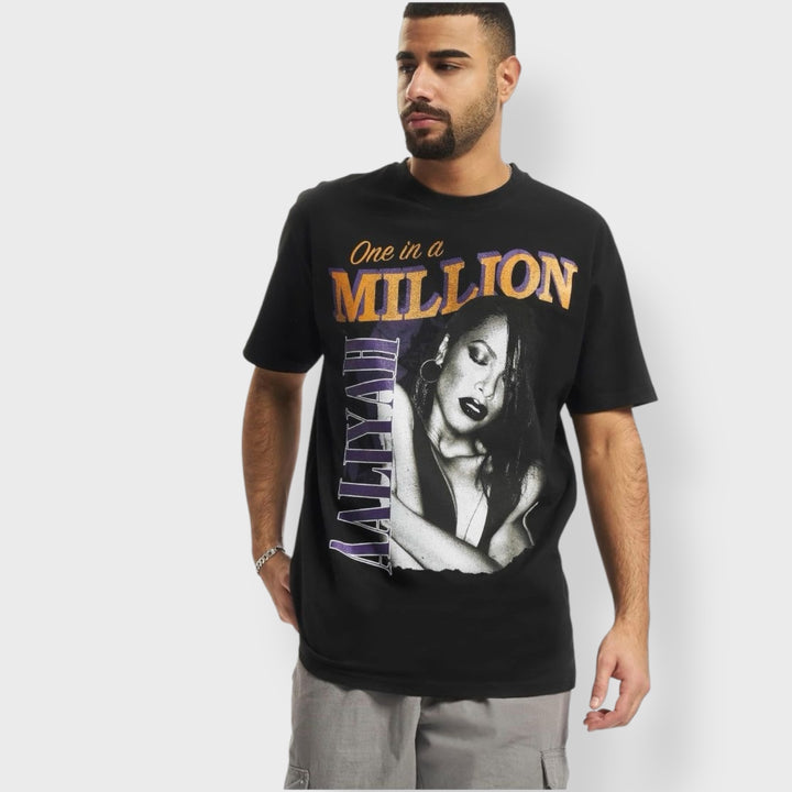 Mister Aaliyah One In A Million Oversize tee black