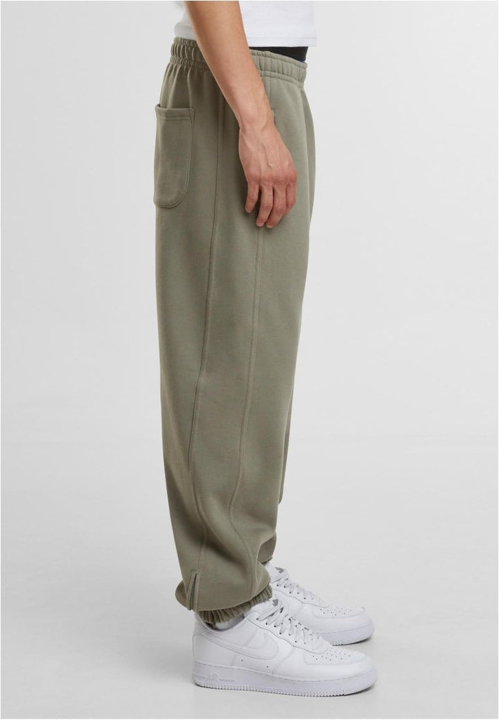 Urban Classics sweatpants palegreen