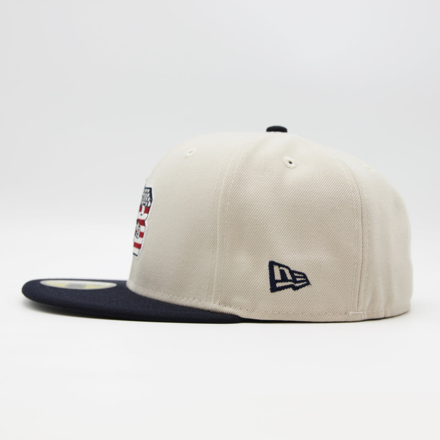 New Era Fourth of July 2024 59Fifty B Bisons stone/navy