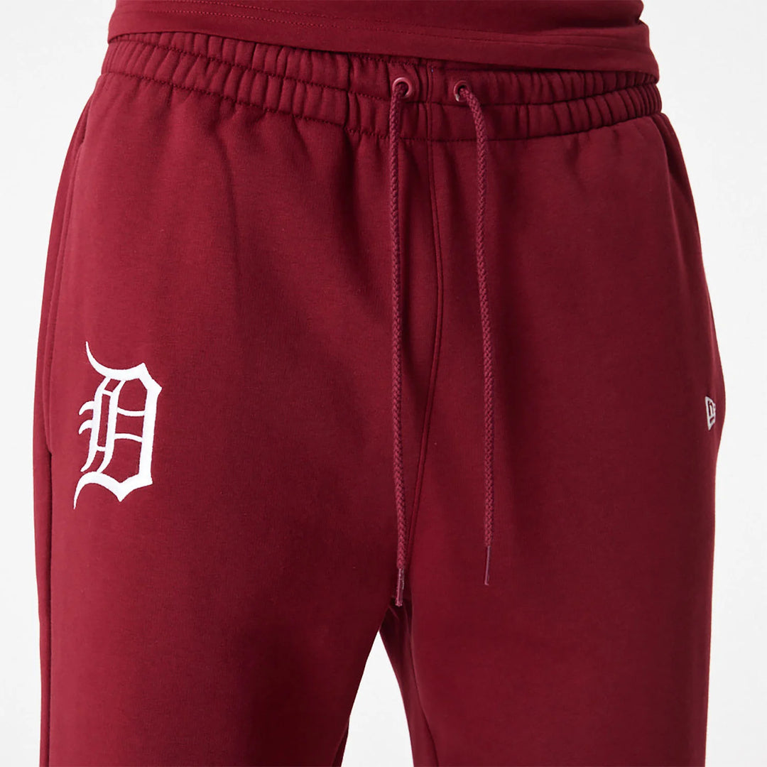 New Era League Essential Joggers D Tigers dark red - Shop-Tetuan