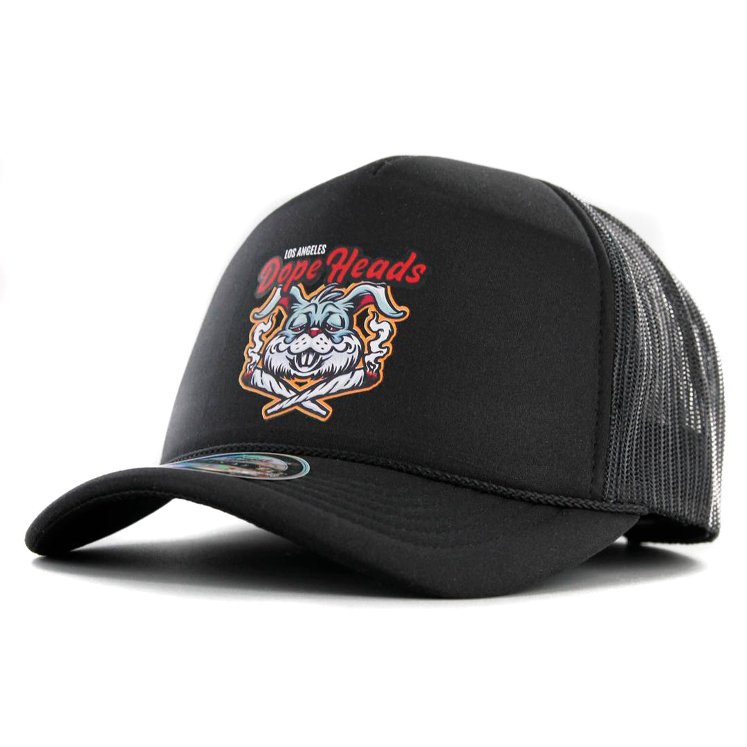 Naughty League LA Dope Heads High Bunny curved trucker black - Shop-Tetuan