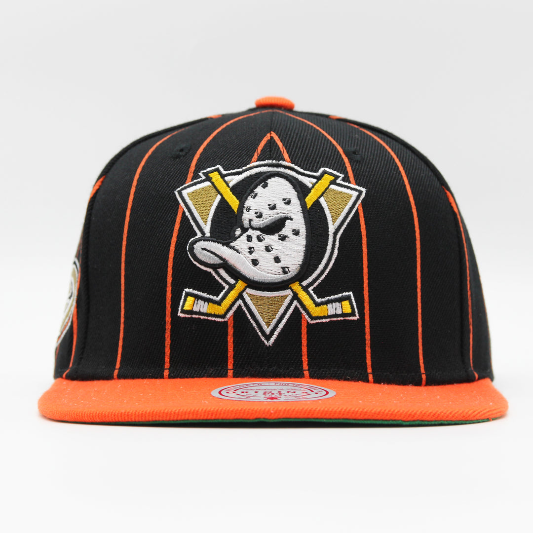 Mitchell & Ness NHL Team Pin snapback A Ducks black - Shop-Tetuan