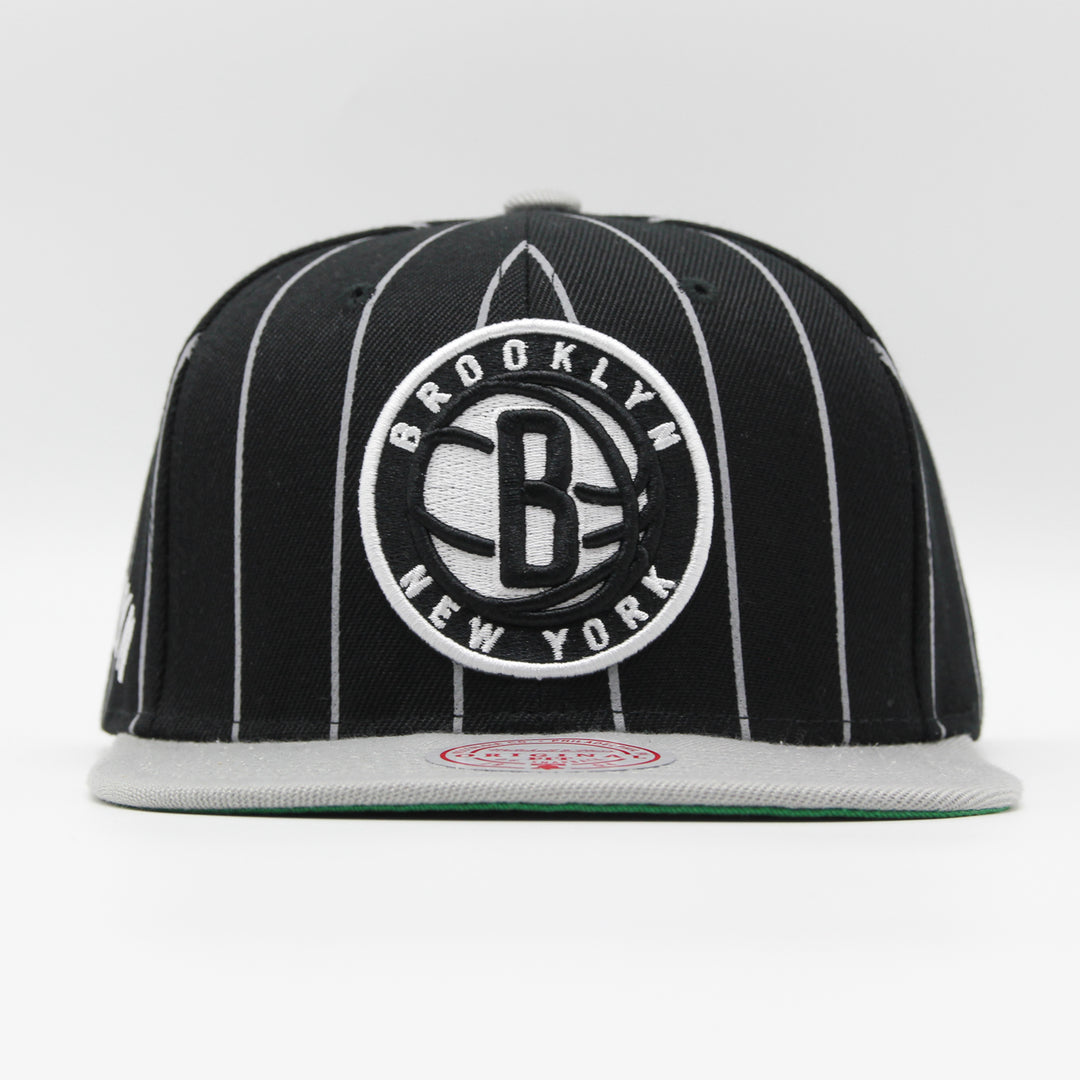 Mitchell & Ness NBA Team Pin snapback B Nets black - Shop-Tetuan