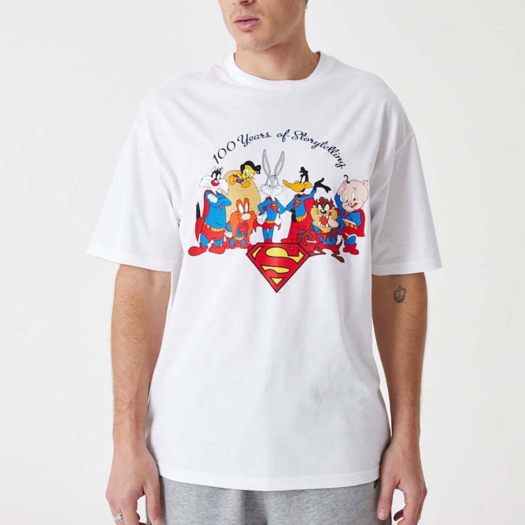 New Era Superhero Lineup Oversized tee white - Shop-Tetuan