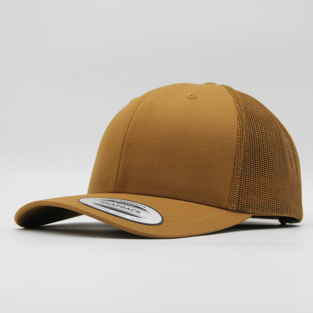 The Classics Yupoong Retro trucker cap caramel - Shop-Tetuan