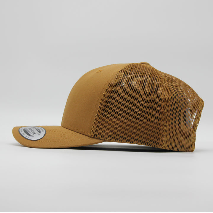 The Classics Yupoong Retro trucker cap caramel - Shop-Tetuan