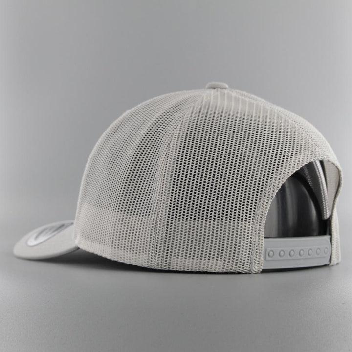 The Classics Yupoong Retro trucker cap silver - Shop-Tetuan