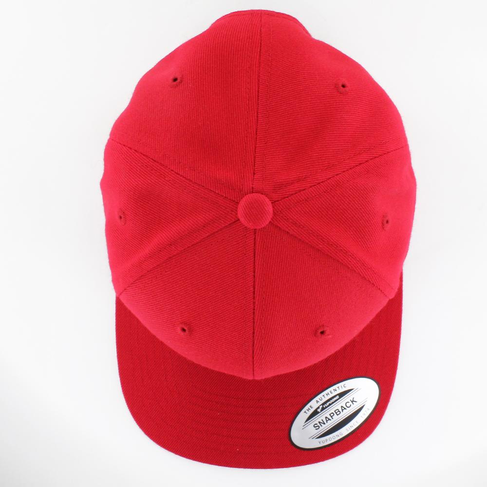 The Classics Yupoong snapback red/red - Shop-Tetuan