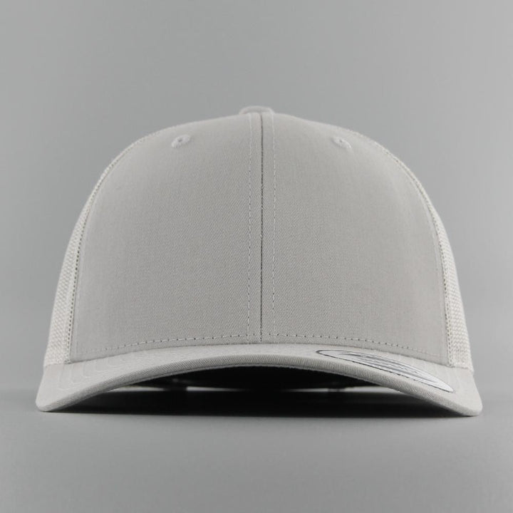 The Classics Yupoong Retro trucker cap silver - Shop-Tetuan