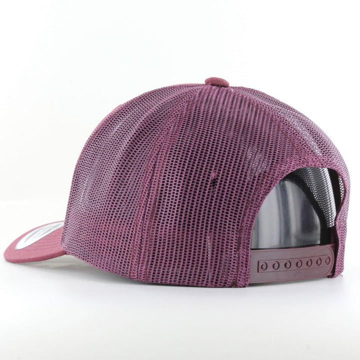 The Classics Yupoong Retro trucker cap maroon - Shop-Tetuan