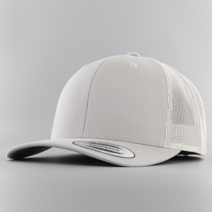 The Classics Yupoong Retro trucker cap silver - Shop-Tetuan