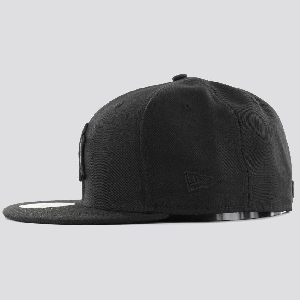 New Era Black on Black 59Fifty NY Yankees black - Shop-Tetuan