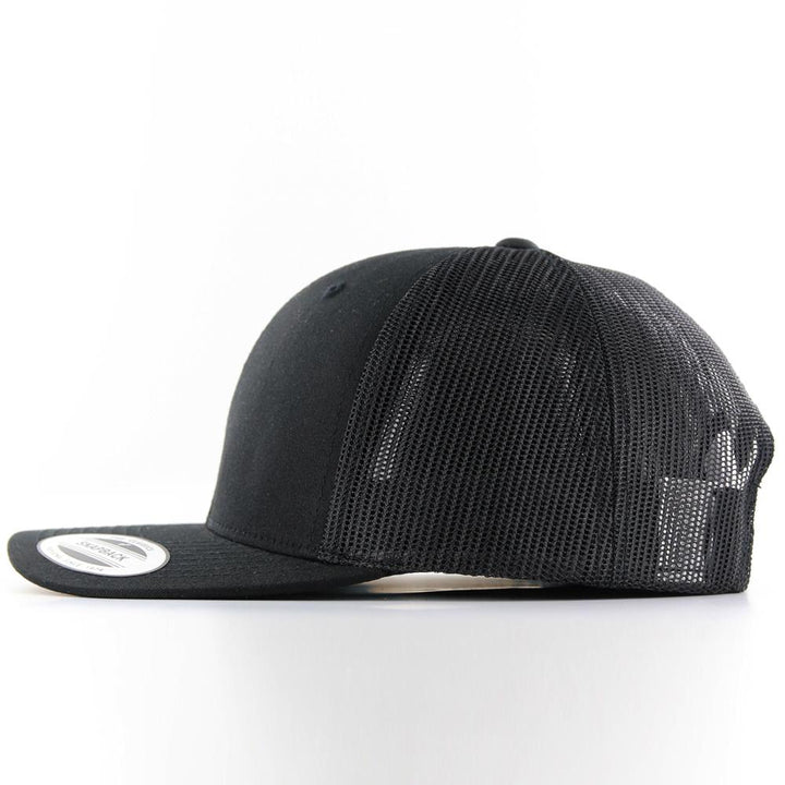 The Classics Yupoong Retro trucker cap black - Shop-Tetuan