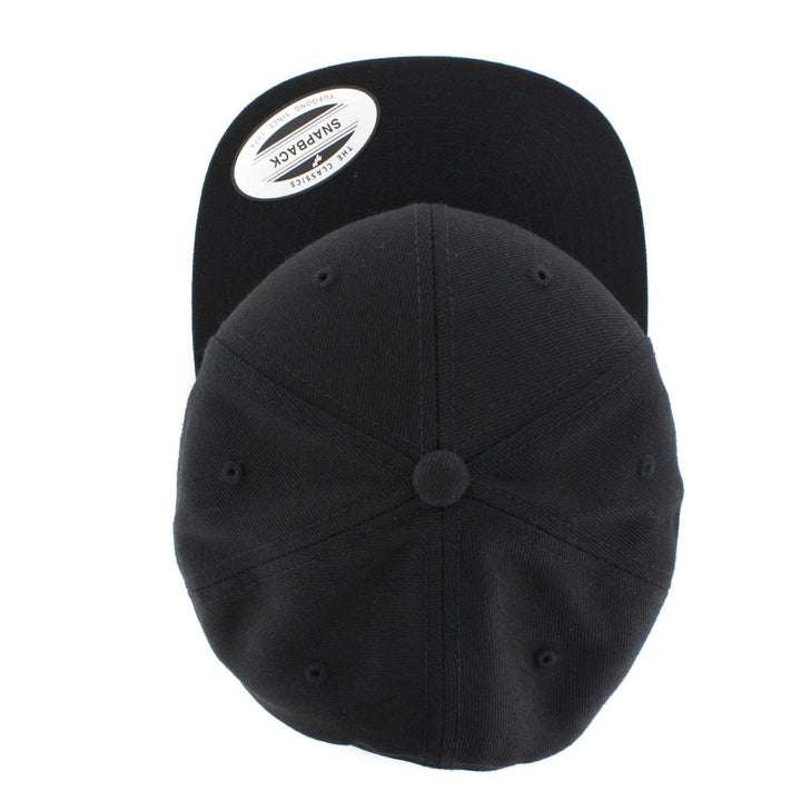 The Classics Yupoong snapback black - Shop-Tetuan