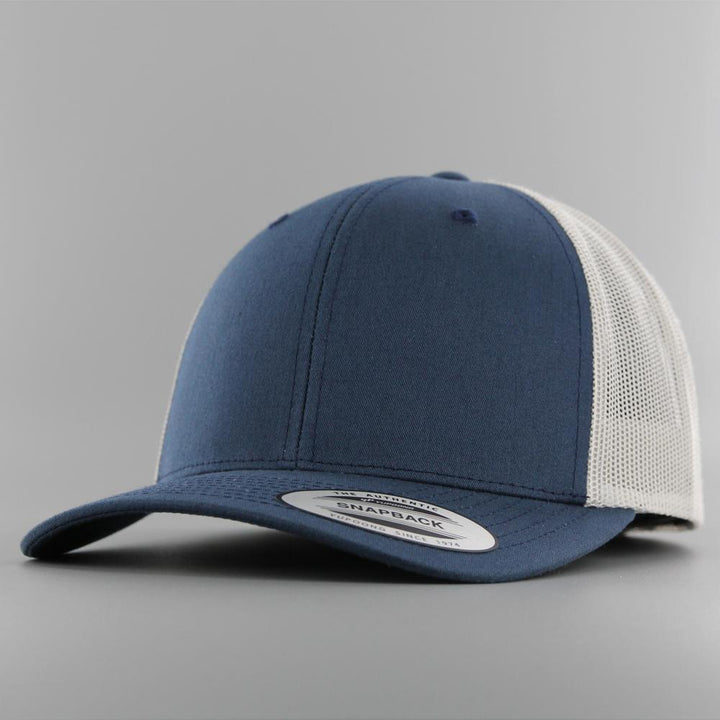 The Classics Yupoong Retro trucker 2-tone cap navy/silver - Shop-Tetuan