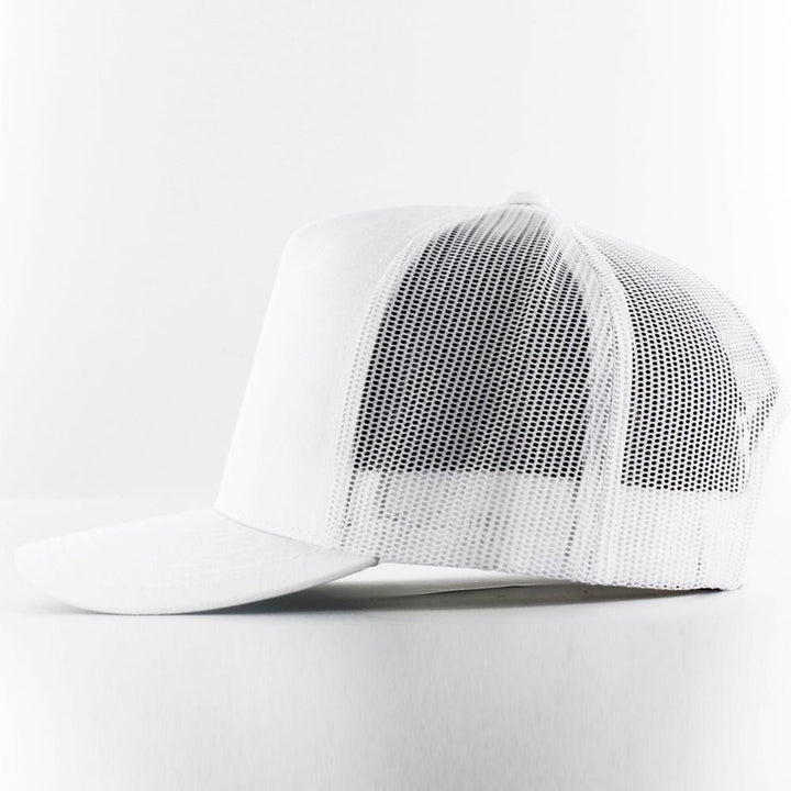 The Classics Yupoong Retro trucker cap white - Shop-Tetuan