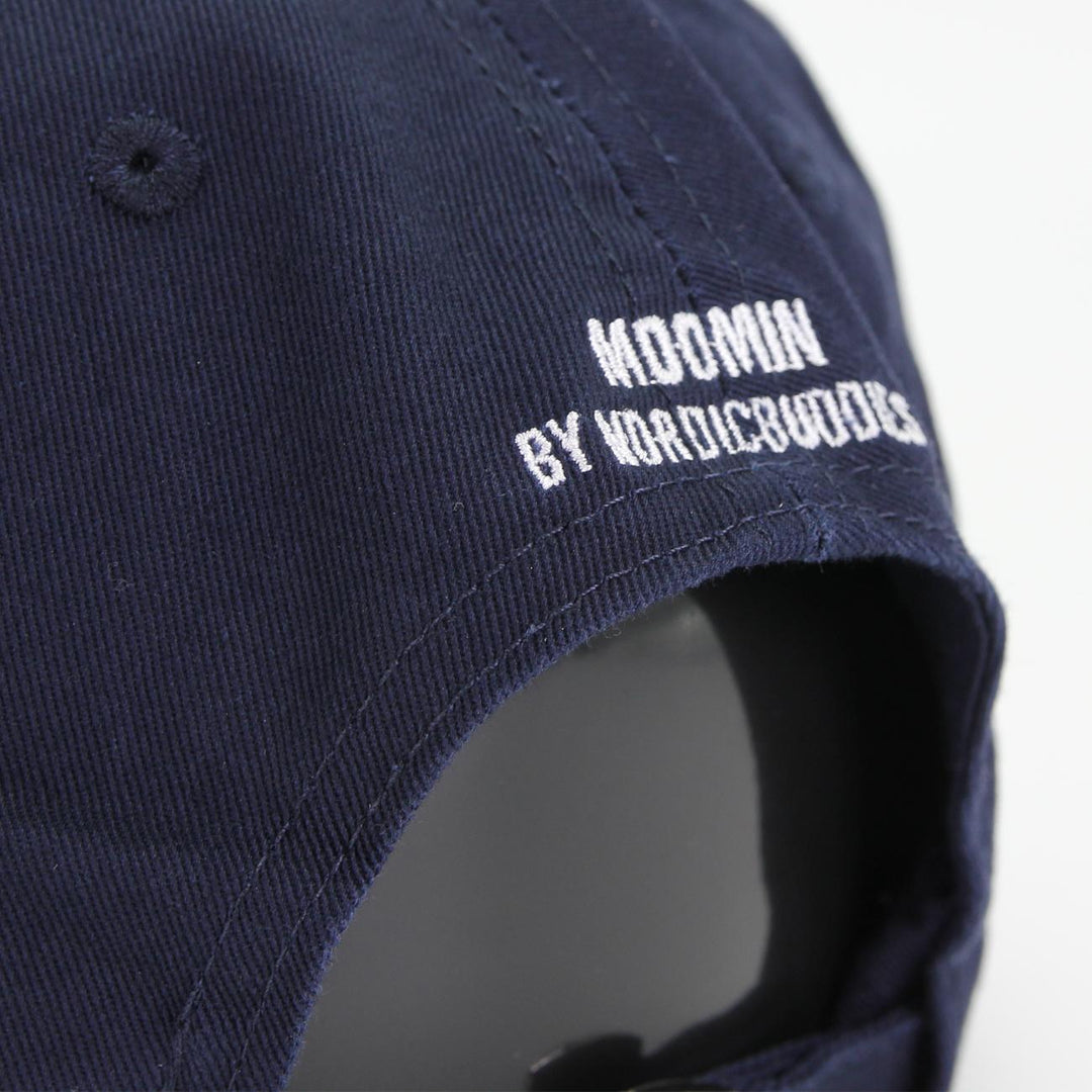 Moomin Muumipeikko Juoksee dad cap dark blue - Shop-Tetuan