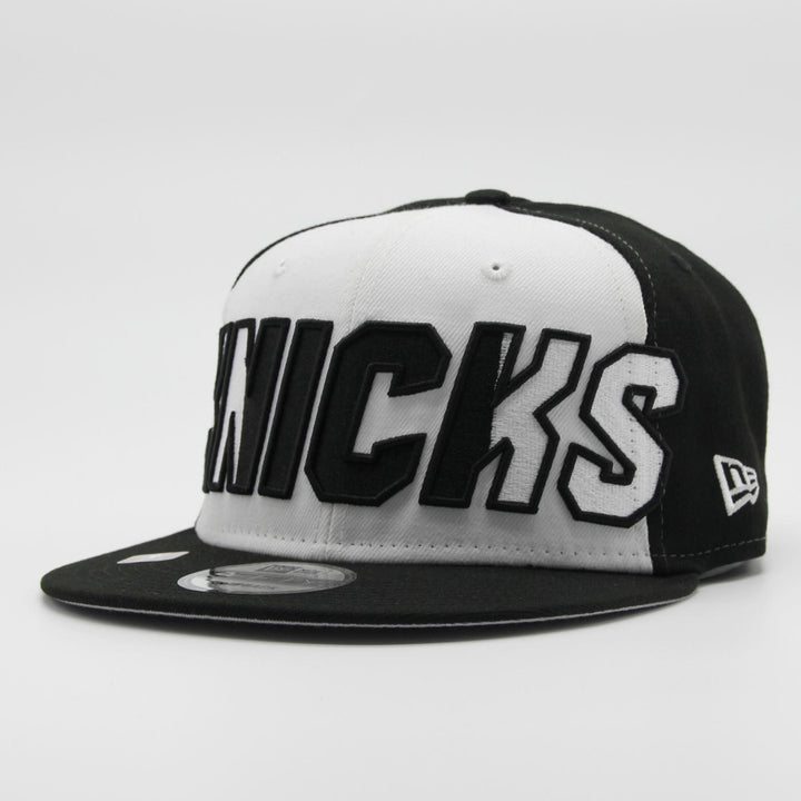 New Era NBA Authentics Back Half Edition 9Fifty NY Knicks black/white - Shop-Tetuan