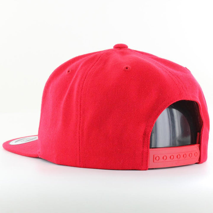 The Classics Yupoong snapback red/red - Shop-Tetuan