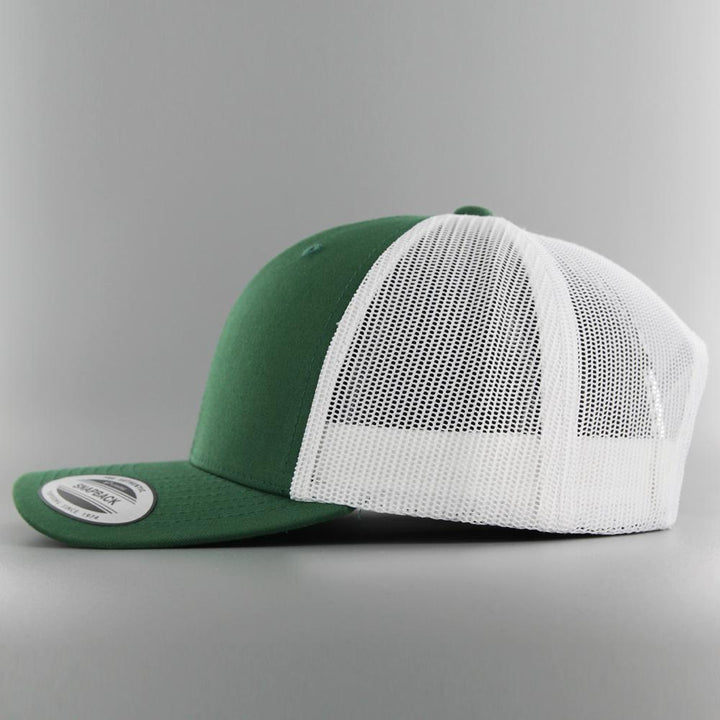 The Classics Yupoong Retro trucker 2-tone cap evergreen/white - Shop-Tetuan