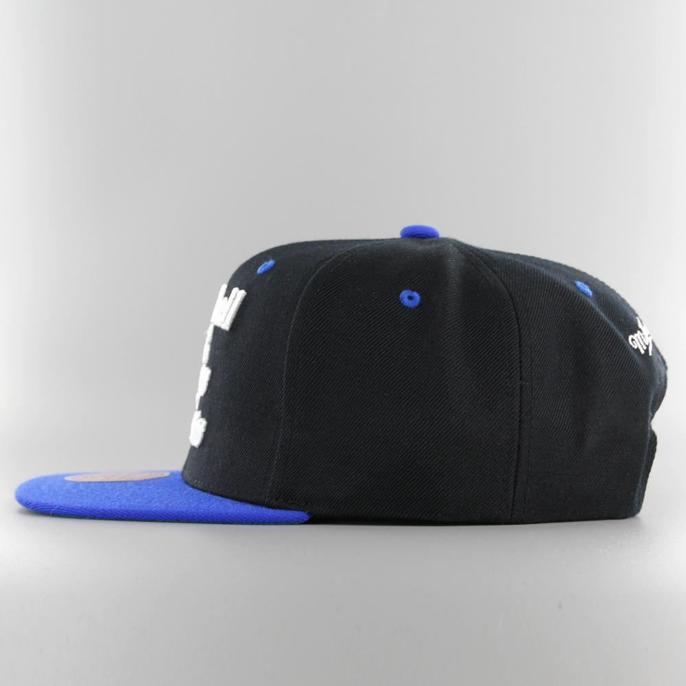 Mitchell & Ness Two Tone Retro snapback black/royal - Shop-Tetuan