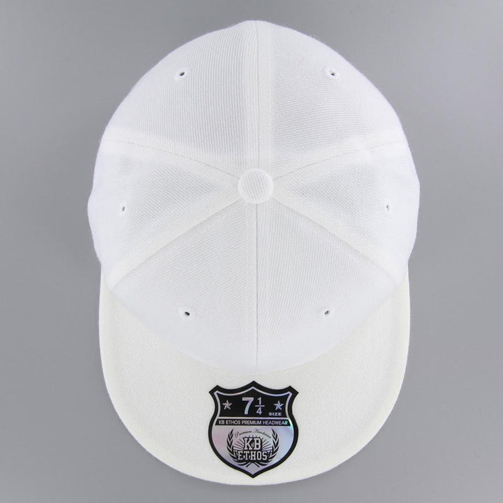 KB Ethos Plain Fitted cap white - Shop-Tetuan