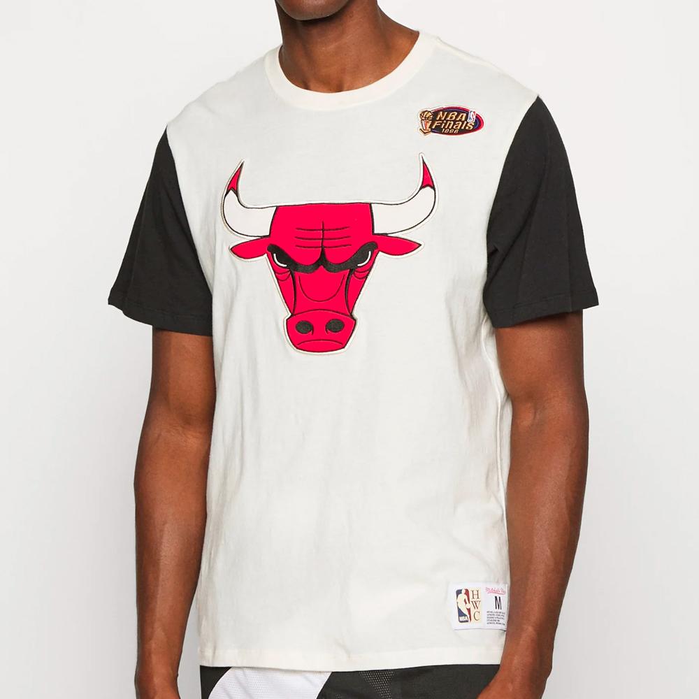 Mitchell & Ness Color Blocked S/S tee C Bulls cream - Shop-Tetuan