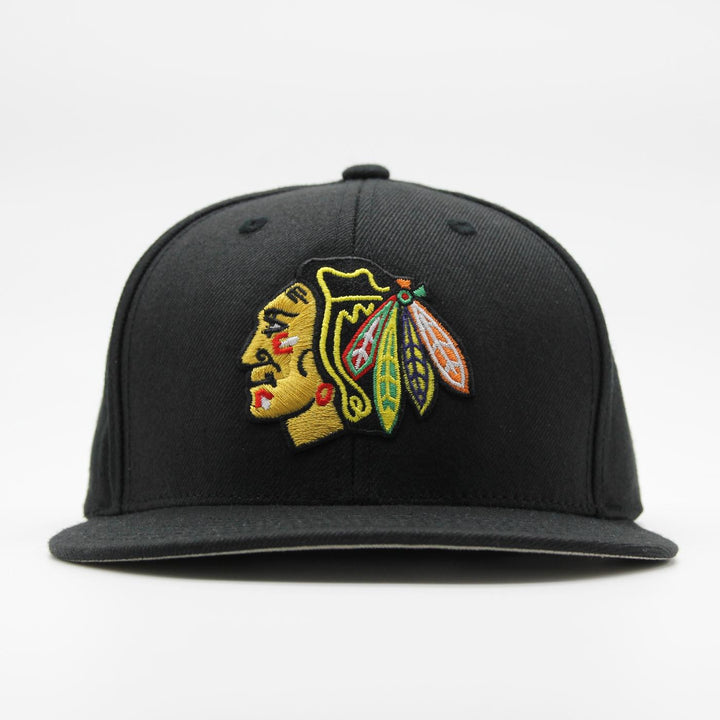 American Needle 400 Series snapback  Chicago Blackhawks black - Shop-Tetuan