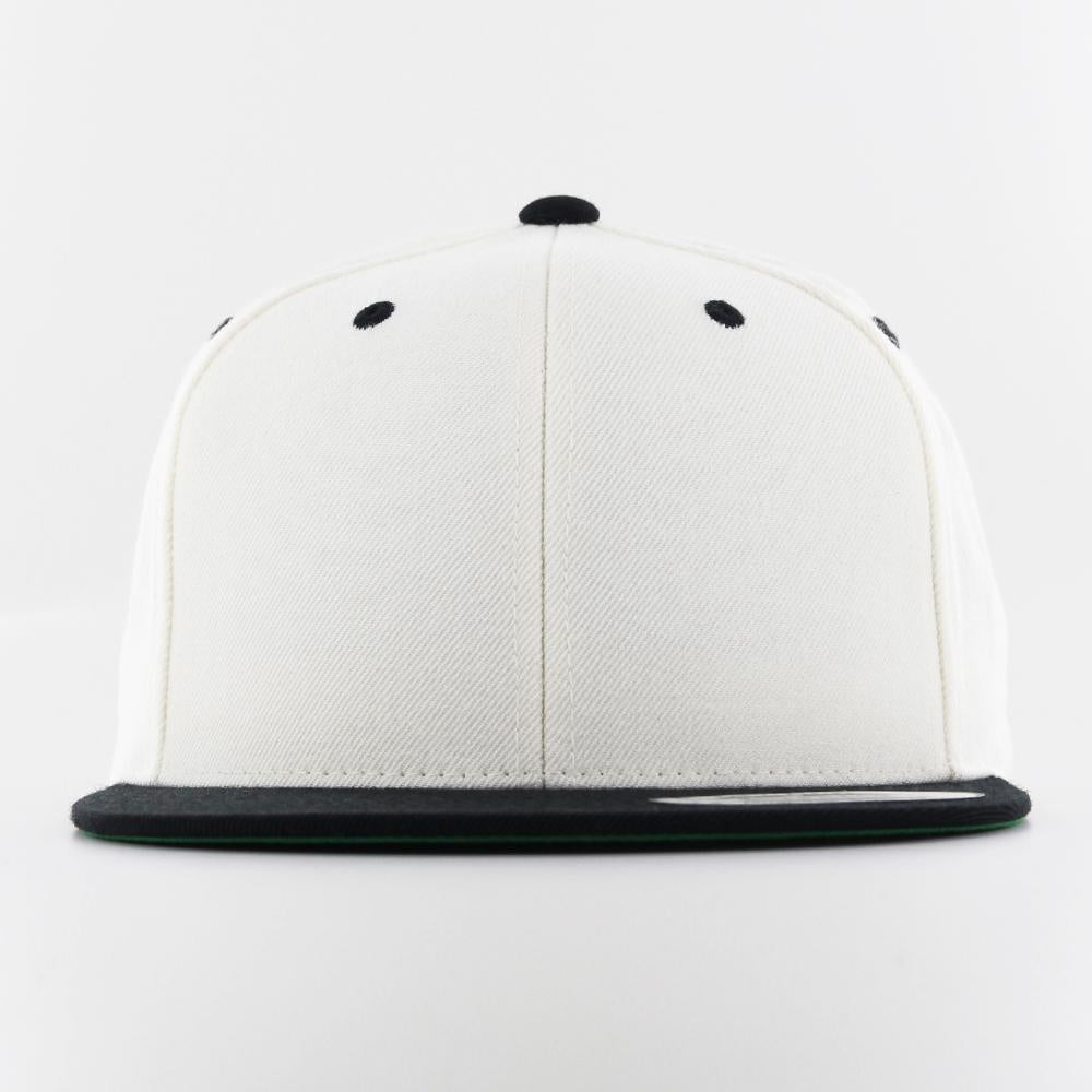 The Classics Yupoong snapback natural/blk - Shop-Tetuan