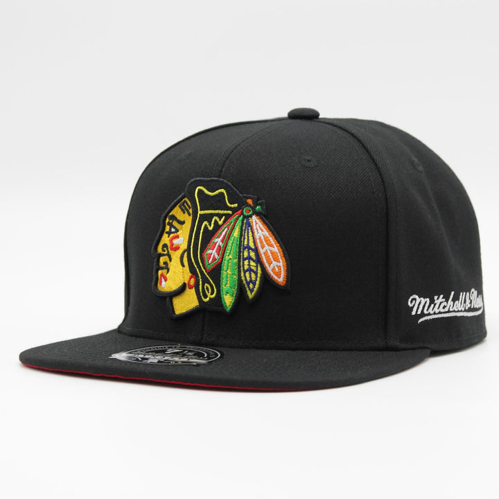 Mitchell & Ness NHL Vintage Fitted C Blackhawks black - Shop-Tetuan