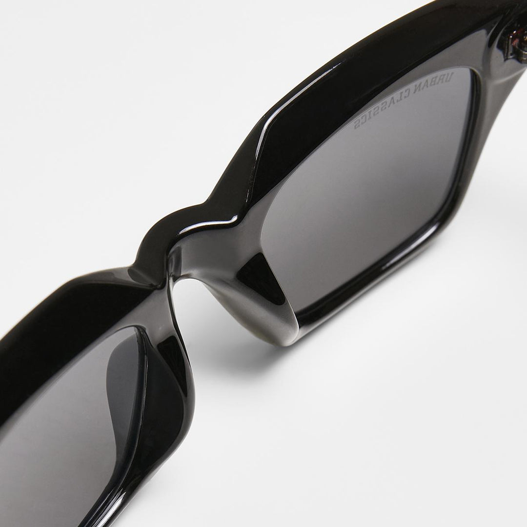 Urban Classics Sunglasses Poros With Chain black - Shop-Tetuan