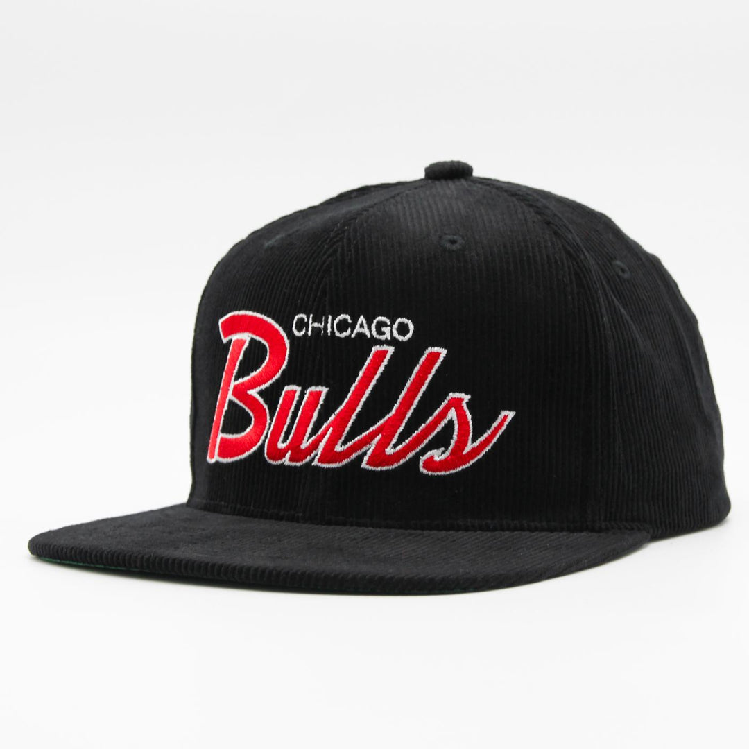 Mitchell & Ness NBA Cord Script snapback HWC C Bulls black - Shop-Tetuan