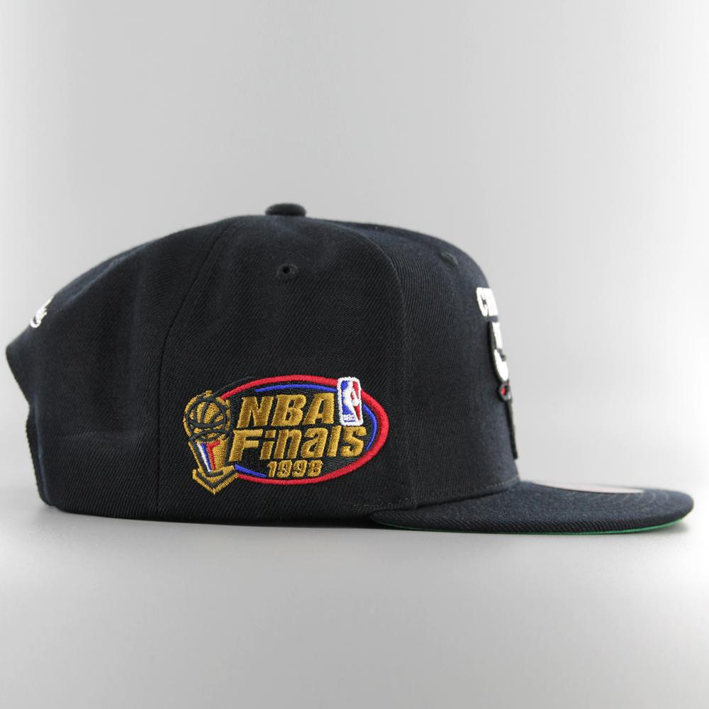 Mitchell & Ness NBA Top Spot snapback C Bulls black - Shop-Tetuan