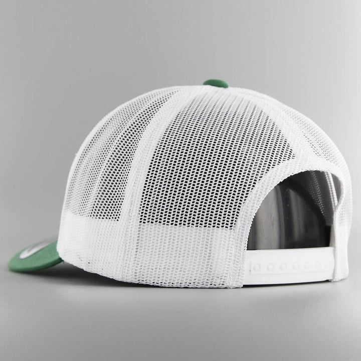 The Classics Yupoong Retro trucker 2-tone cap evergreen/white - Shop-Tetuan