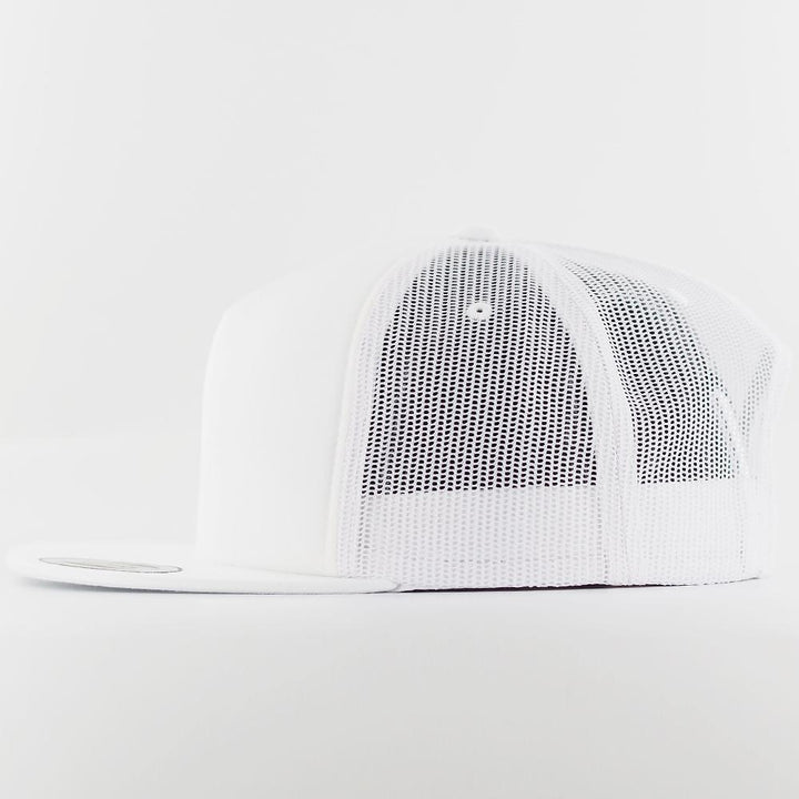 The Classics Yupoong foam trucker white - Shop-Tetuan