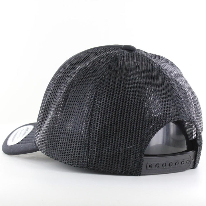 The Classics Yupoong foam trucker cap curved visor blk/blk/blk - Shop-Tetuan