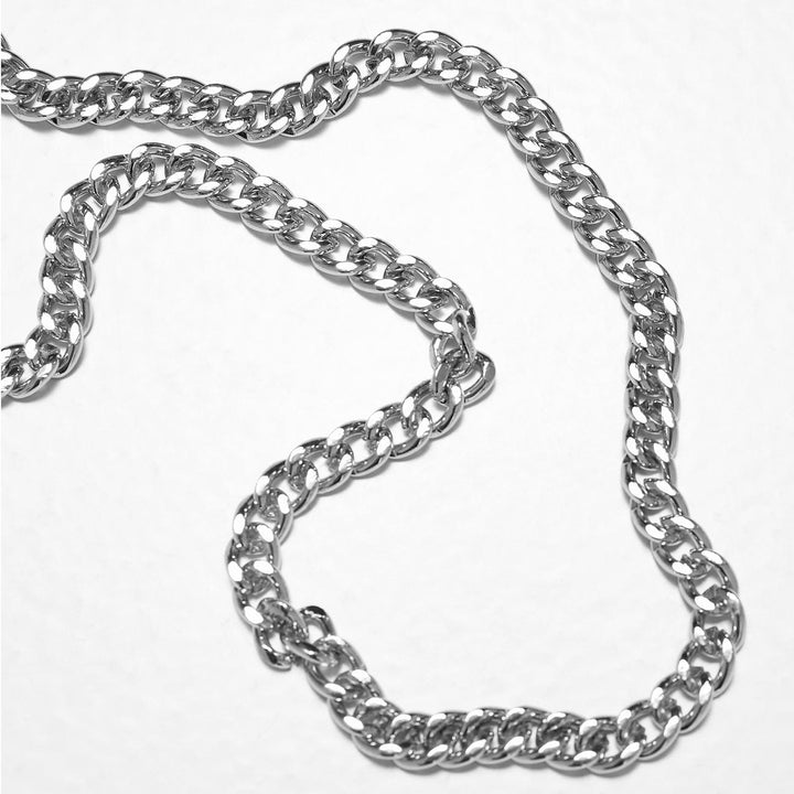 Urban Classics Small Saturn Basic Necklace silver - Shop-Tetuan