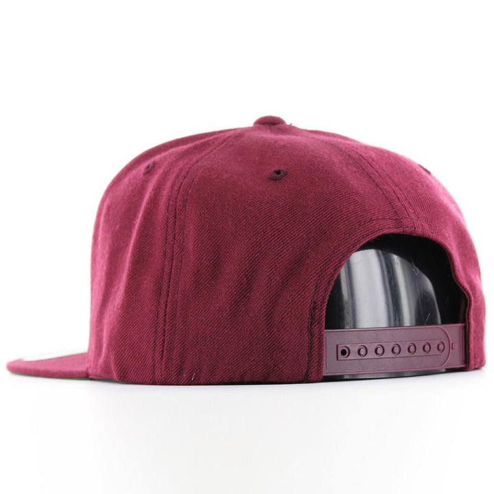 The Classics Yupoong snapback maroon - Shop-Tetuan