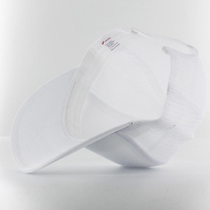 The Classics Yupoong Retro trucker cap white - Shop-Tetuan