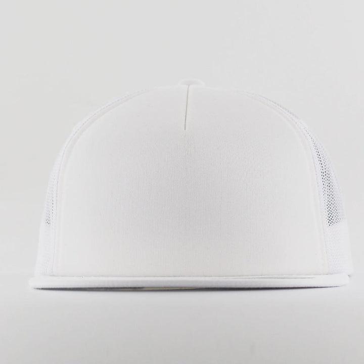 The Classics Yupoong foam trucker white - Shop-Tetuan